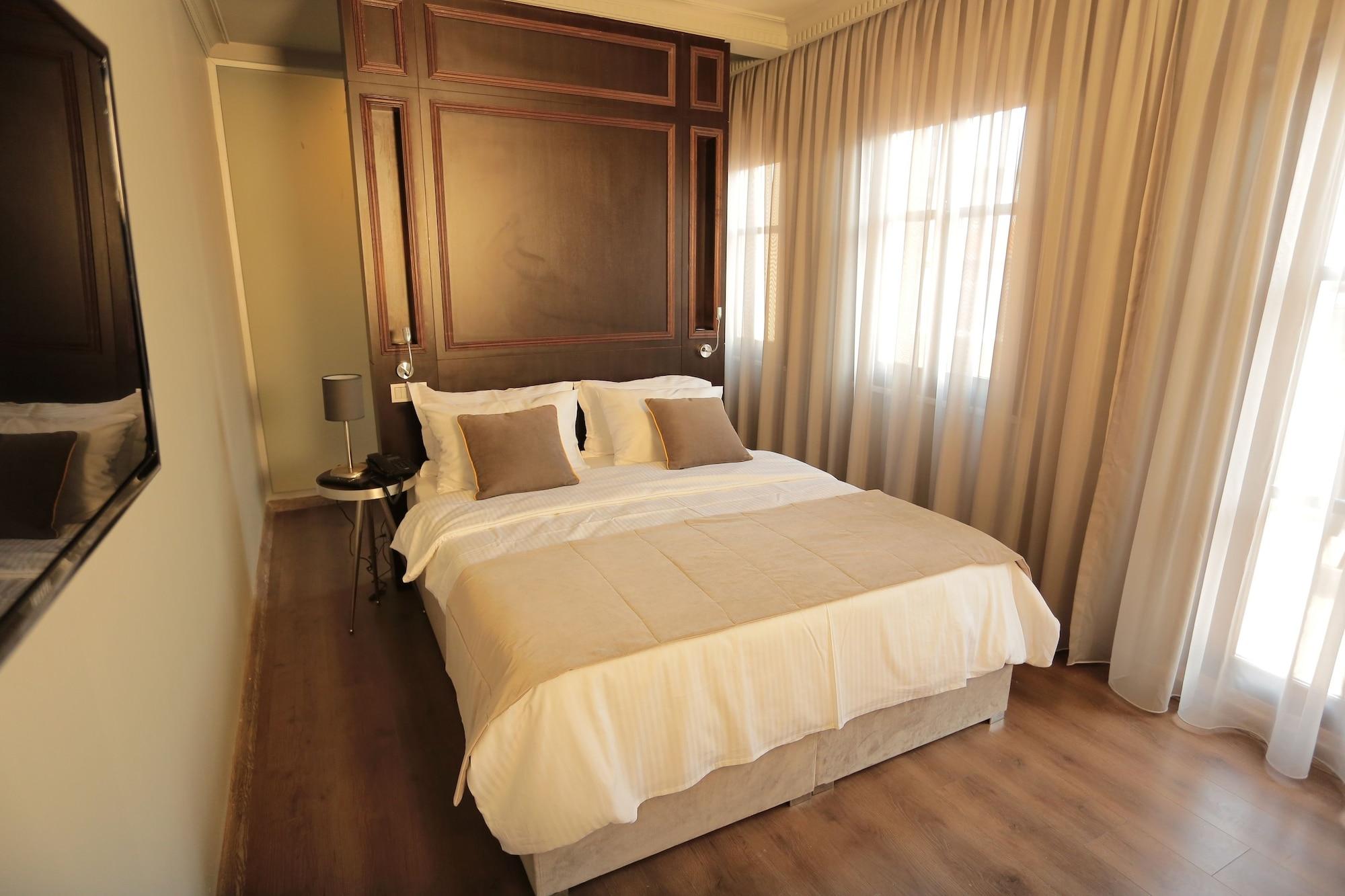 Ferman Pera Hotel Istanbul Ngoại thất bức ảnh